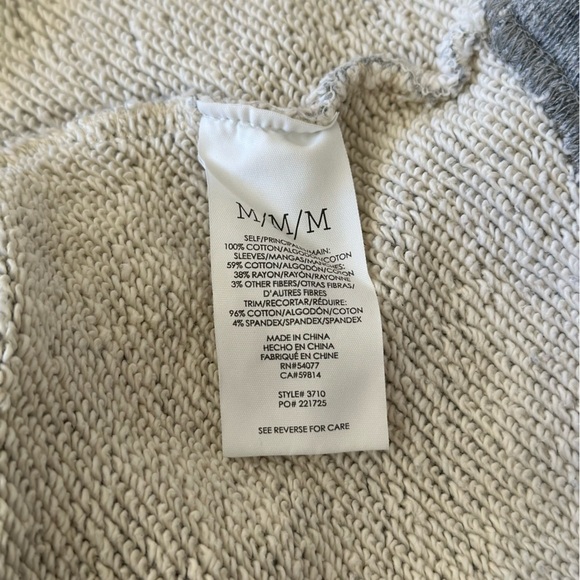 2 for $26 CAbi Fusion Sweatshirt Sweater Cable Knit Gray Drop Shoulder Medium - Picture 7 of 7